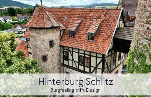 TÜRMERSTUBE - Apartment in der Hinterburg Schlitz - mit Aufzug, Parkplatz, E-Ladestation & Garten - Hunde willkommen - Foto 2