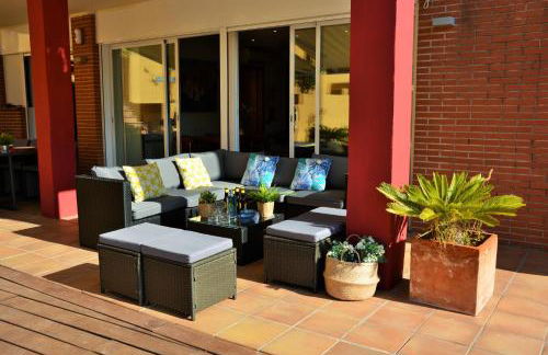 Villa Sitges Maria Sunny Oriented SW AC Confortable High Quality 5 star guest coments - Photo 5