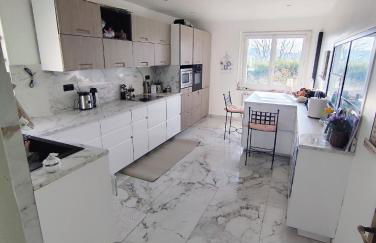 Maison Meublée 4 chambres proche aéroports Bourget et Roissy CDG et Salon des expositions Villepinte - Foto 5