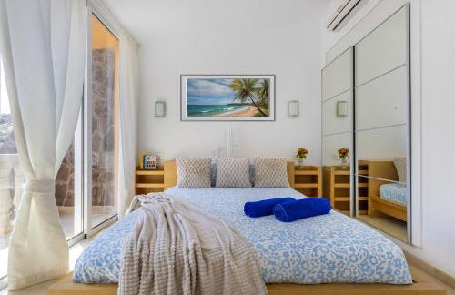 Modern 2BR Sea View Retreat in Tauro Walk to Beach & Golf - Foto 29