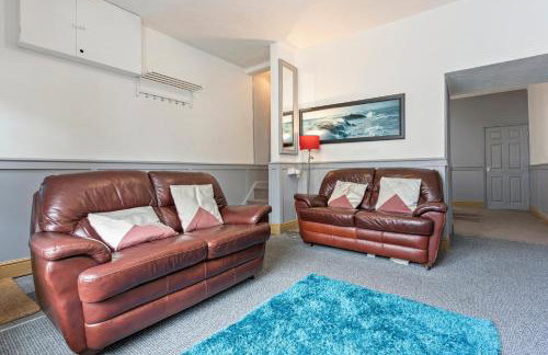 Spacious 3BR House -Sleeps 7 - Contractor Friendly - Foto 24