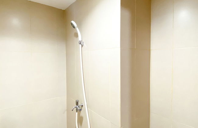 Homey and Simply Look Studio LRT City Jatibening Apartment - Photo 13