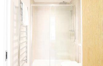 Exclusive, new 2 bed apartment close to Bicester Village - Foto 18