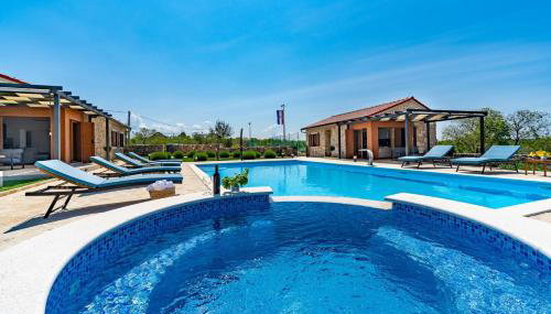 Promina luxury villa with 72sqm Heated Pool, Jacuzzi, Infrared Sauna, Tennis court, Media room - Foto 4