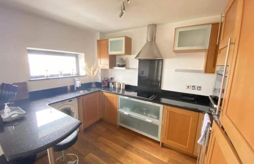 Beach Front APT with Stunning Sea View - Foto 10