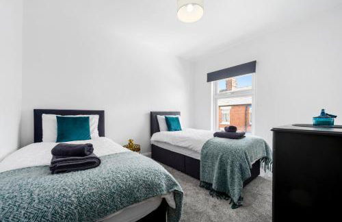 No24Sandbach - Home from Home - Exclusive Dog Friendly House & Garden - Photo 9