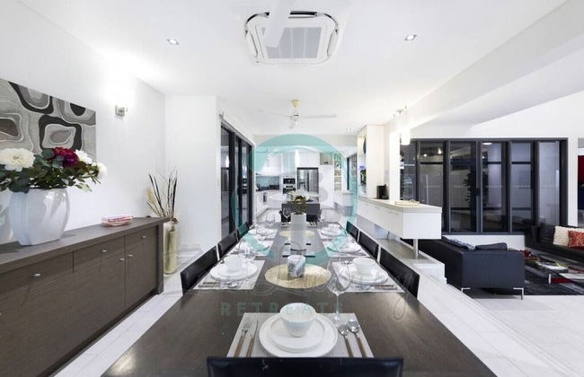 ZENLUX INFINITY - 4BR with Private Pool - Foto 24