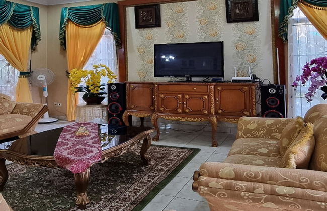 Villa Kota Bunga Allamanda - Foto 11