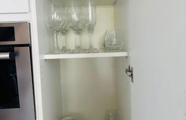 Ideal Contractor Business & Family Friendly 2-Bed Apartment Quiet & Spotless with Fast WiFi Large Screen Smart TV - Foto 16