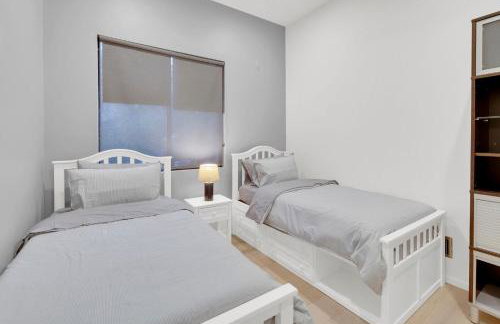 New! Luxury 5BR, W/Arcade, Sauna, Views, Fire Pit! - Foto 9