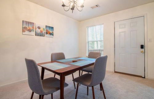 Relaxing Rural Retreat In Mableton - 30 Min to ATL - Foto 2