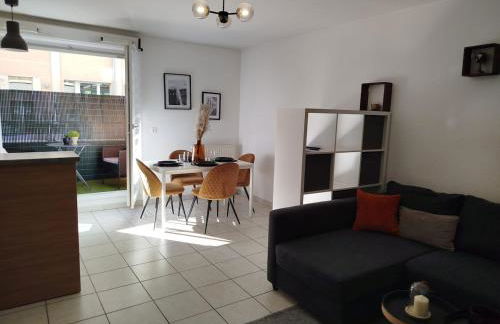 T2 cosy l Parking l Hyper centre l 20min de Genève - Foto 4