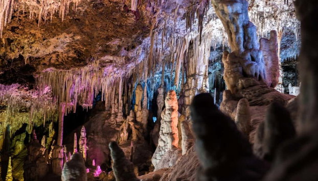 Visita guidata delle Grotte di Hams - Foto 2, Visita all'interno delle grotte