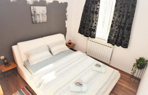 Holiday home Melani - with private heated pool and sauna - Foto 15