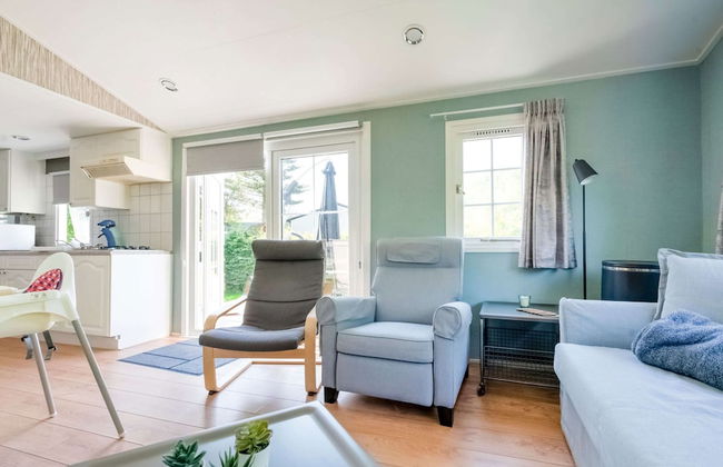 Chalet in Stegeren Near Hiking Trails - Photo 10