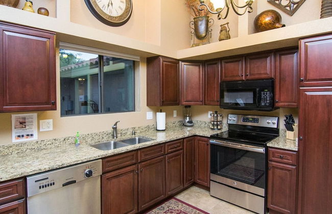 Private Playground: Golf Pool Table and Hot Tub! - Foto 8