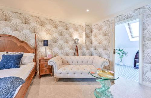 Lisburne Place - Luxury Three Bedroom Town House - Photo 22