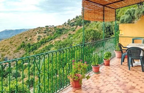 Amazing Home In Frazione Cosentini - Foto 2