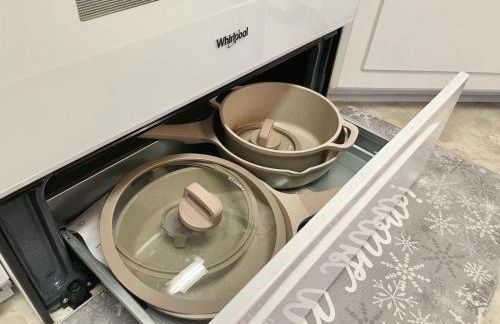 Charming Centrally Located Duplex with Parking - Foto 7