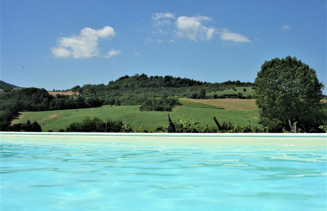 Umbrian Farmhouse Retreat With Private Pool and Garden - Foto 31