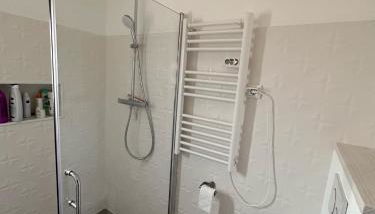 Modern house with private Pool - Foto 3