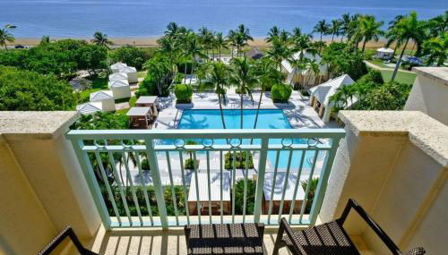 Leave the Worries Behind & Relax in Our Suite! - Foto 3