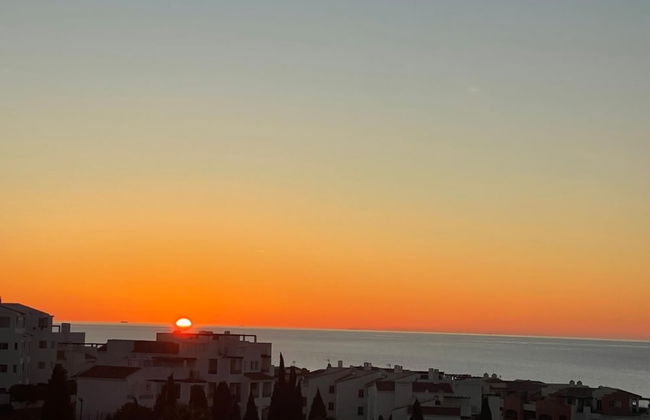 Luxury Villa in Perfect Location With sea Views - Foto 18