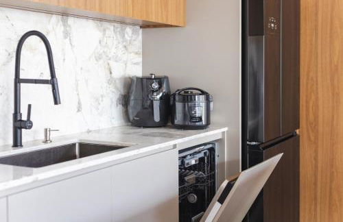 Luxury House in Gated Community with Pool near Beaches! - Foto 19