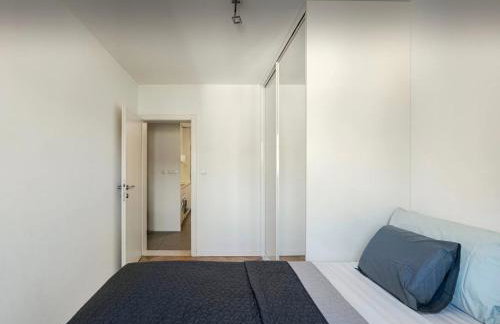 Dubrovnik Bridge & Port View Apartment - Photo 11
