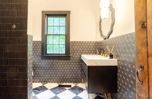 Unique Fully Restored Landmark Barn in Hudson - Foto 41