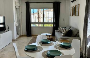 Casa Leone in het hart van Villamartin - Foto 22