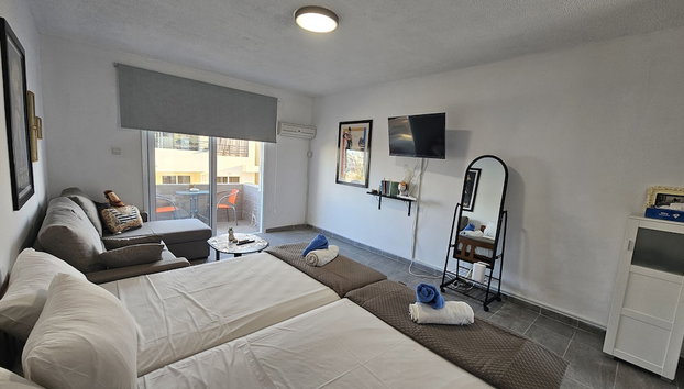 137 AN - Stay ZEA Studio - Foto 2, Habitación