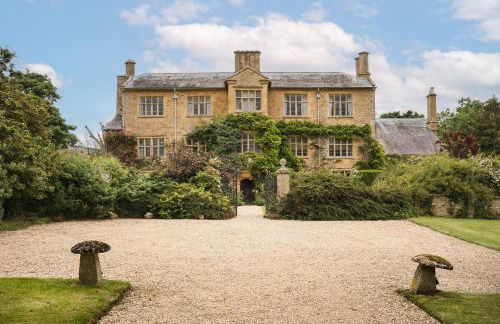 Ebrington Manor by Birch Stays - Photo 67