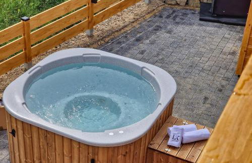 LK Mountain Residence domki i segmenty z prywatnym jacuzzi, sauną i widokami na góry i jezioro - Foto 39