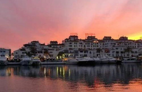 Luxurious apartment close to Puerto Banus - Photo 31