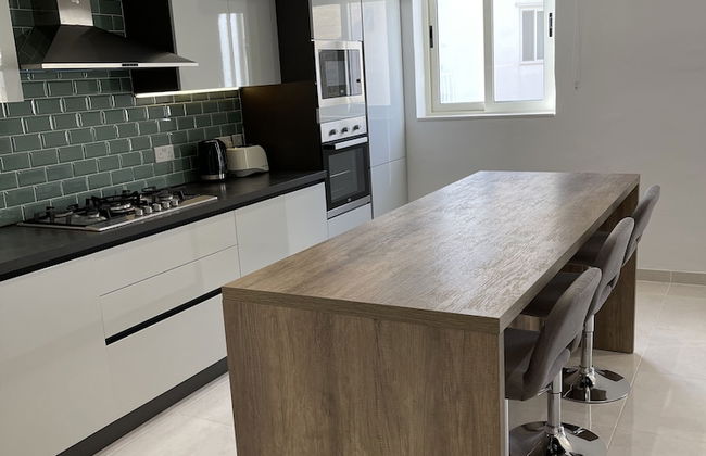 Sunset Modern Apt - Near Beach, Wifi & Cable TV - Foto 7