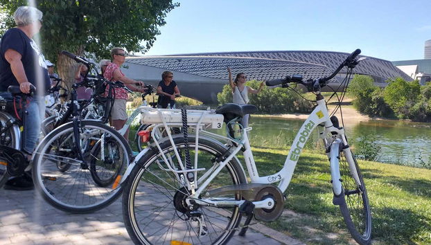 Contemplando el río Ebro