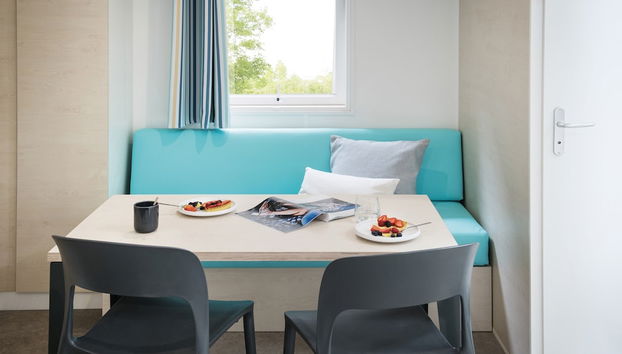 Chalet in Antwerp Near Bobbejaanland Park - Foto 4, Sala de estar