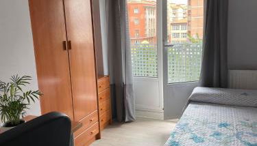 Centro de Gijón con acceso domotizado y buenos acabados - Foto 3