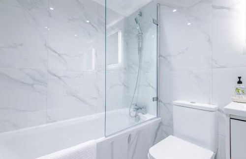 Old Town Hull Apt 3 - Two Bed - Sleeps 4 - Foto 22