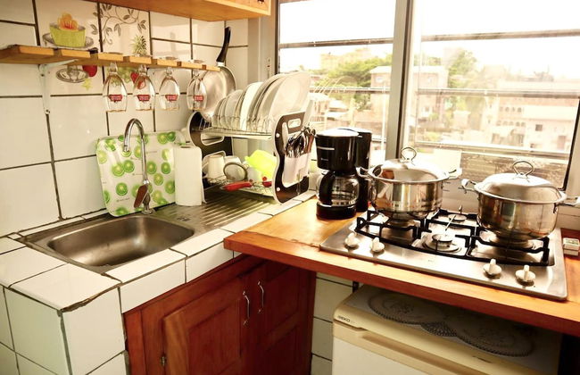 1 Bed Studio Sleeps 2 - Canal Views, Balcony, Wifi - Foto 9