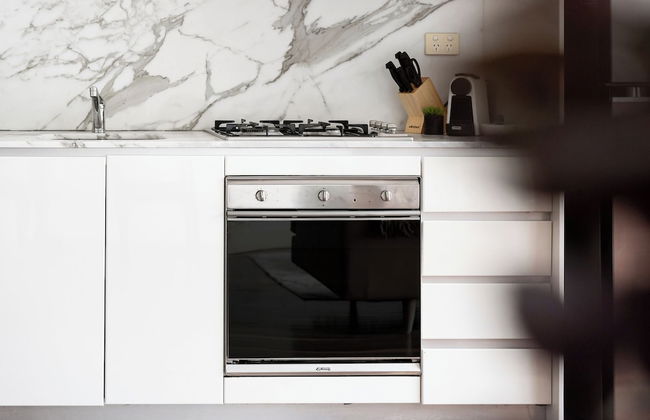 Crown Street Apartments by Urban Rest - Photo 14