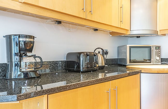 Canary Wharf Luxury Apartments - Photo 47