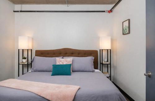 Downtown Appleton Condo 2 Bedroom Loft Sleeps 6 - Foto 6