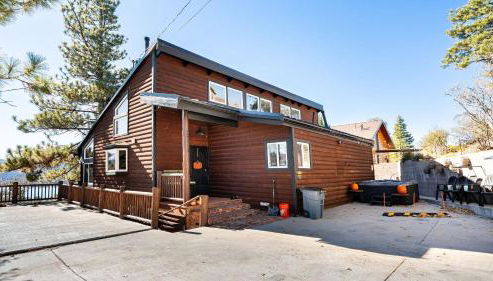 Scenic North Shore Stay w Games Near Snow Summit Lakeview Lodge by AvantStay - Foto 5, Other