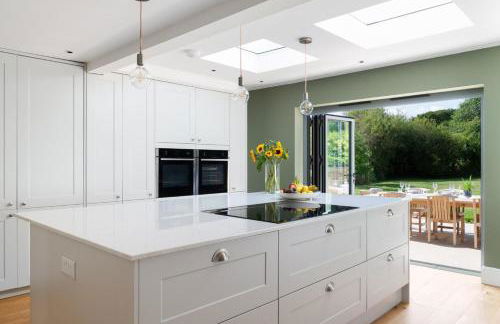 5 Bed in Seaview oc-m33328 - Photo 4