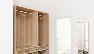 Mgm Property - PortaRomana Tres Chic - Photo 5, wardrobe