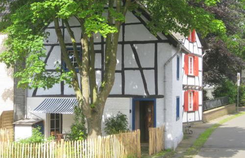 Kallmuth Cottage - Photo 1