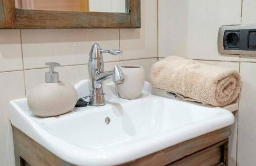 Chalet de Lujo con Azotea de Ensueño y Barbacoa "Laurum 9" - Foto 5