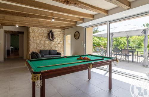 Gîte de groupe avec salle de jeux, jardin 4000m², proche forêt de Chandelais et Zoo de la Flèche - FR-1-622-56 - Photo 17